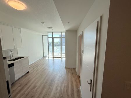 For Lease - 60 Frederick Street Unit# 810, Kitchener, Ontario - Photo 3