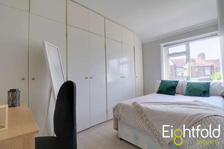 Kimberley Road, Brighton, BN2 - Photo 2