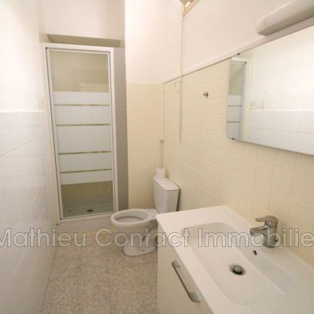 Ecusson, Location appartement 1 pièce 28 m² - Photo 3