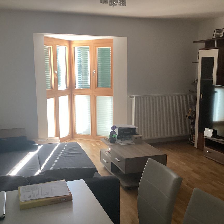 GEFÖRDERTE-2-Zimmer-Mietwohnung (48,38 m²) mit eigenem Parkplatz in Riegersburg - Photo 1