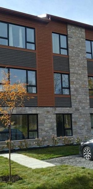 Apppartement à louer 5 1/2 Bromont - Photo 1