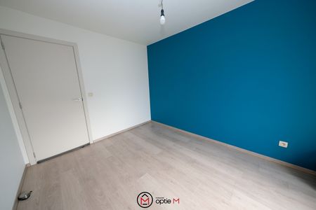 APPARTEMENT MET RUIM TERRAS EN TWEE SLAAPKAMERS. - Foto 3