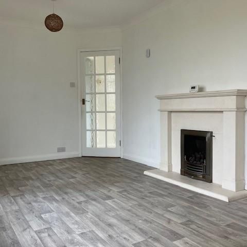 2 bedroom semi-detached bungalow to rent - Photo 1