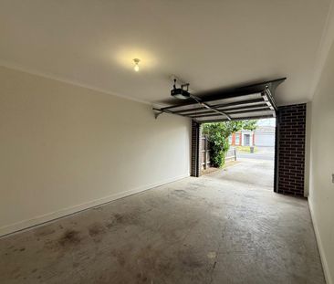 3 Bedroom Family Home - Photo 3