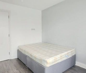 Greenstead Road, Colchester - Photo 2