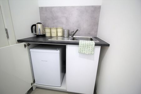 Flat 16, Westmount, LS2 9NZ, Leeds - Photo 4