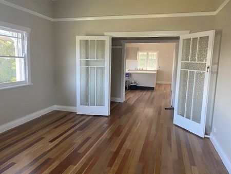 Newly Renovated Home - Photo 4