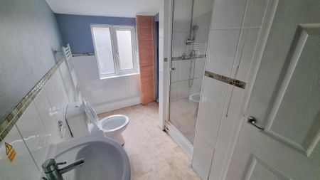 1 bedroom apartment to rent - Photo 3