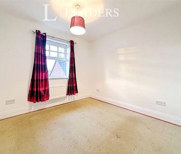 3 bedroom house to rent Magennis Close, Gosport, PO13 - Photo 3