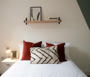 1 bedroom in a house share to rent - Photo 4