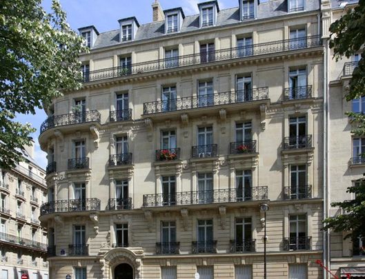 location Appartement T2 DE 42.4m² À PARIS - Photo 1