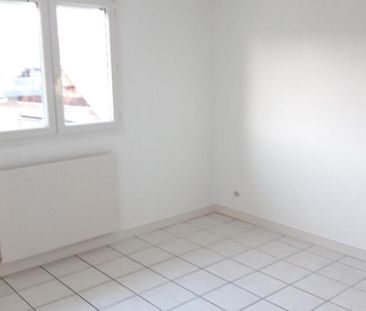 Appartement T2 à louer à Cluses - Photo 2