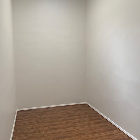 In The Heart of Footscray! - Photo 1