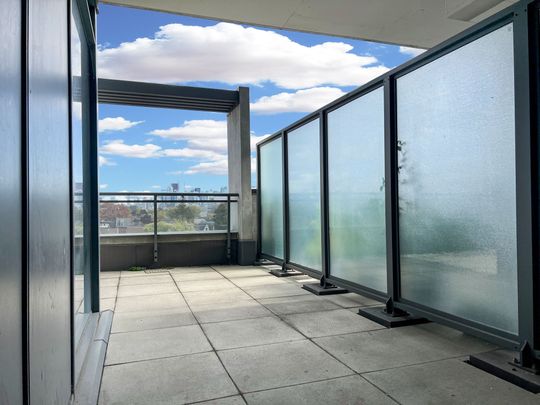 For Lease - 20 Gladstone Avenue Unit# 511, Toronto, Ontario - Photo 1