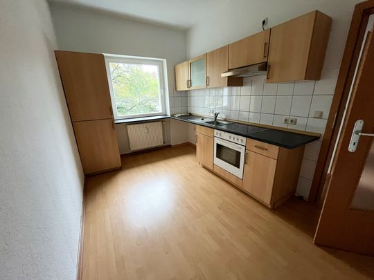 Gepflegte 3-Zimmer-Wohnung mit EBK, stadtnah gelegen! (AK-614) - Photo 1