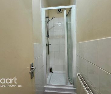 1 bedroom in a flat share to rent - Photo 4
