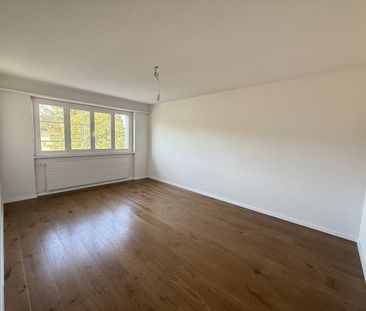 Renovierte 3.5 Zimmerwohnung in Düdingen ! - Photo 1