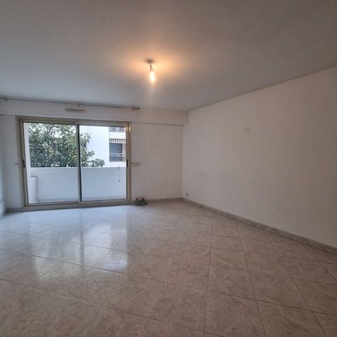 Location Appartement 2 pièces 59m² - Photo 1