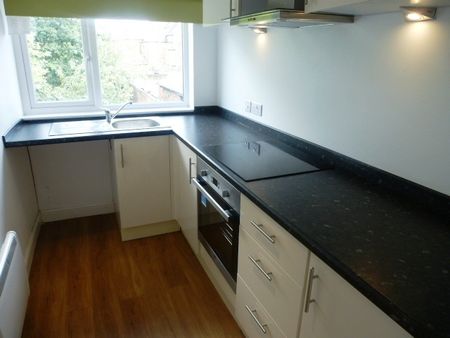 College Street, Nottingham, NG10 - Photo 2