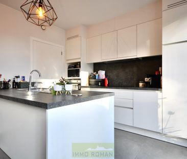 Instapklare recente woning met 3 slaapkamers, tuin en garage - Photo 1