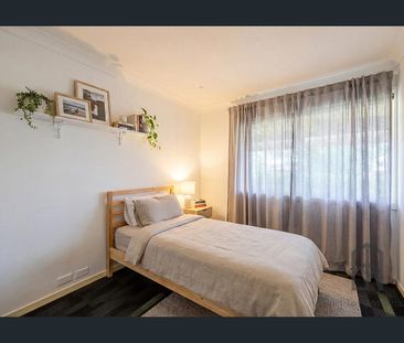 Single level family home with in ground swimming pool - Photo 3