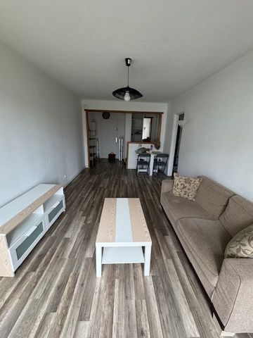 Location Appartement 2 pièces 49m² PESSAC 33600 - Photo 2