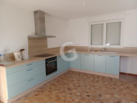 Location Maison 3 pièces 100m² - Photo 5