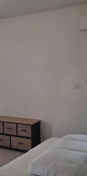 À LOUER – Studio meublé de 33m² à Sainte-Radegonde à TOURS • Réf. TNG-LOC002 - Photo 1