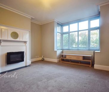 3 bedroom end of terrace house to rent - Photo 4