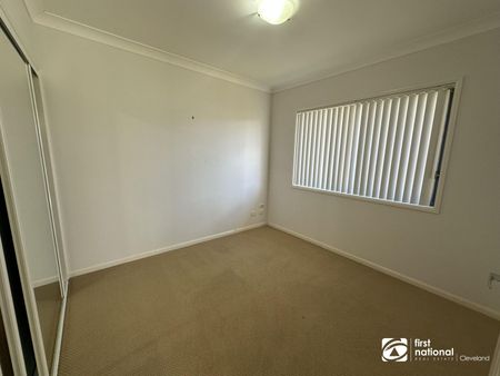 FOUR BEDROOM DUPLEX WITH DUCTED AIR-CONDITIONING IN THORNLANDS! RENT INCREASING TO $700 PER WEEK FROM 21 AUGUST, 2026 - Photo 2