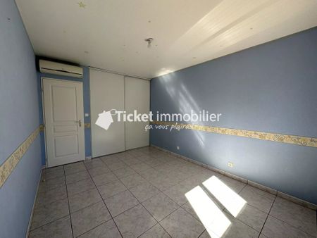 Maison de plain pied T4 111m2 sur parcelle de 813m2 - Photo 3