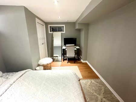 For Lease - 116 Rexway Drive, Halton Hills, Ontario - Photo 2