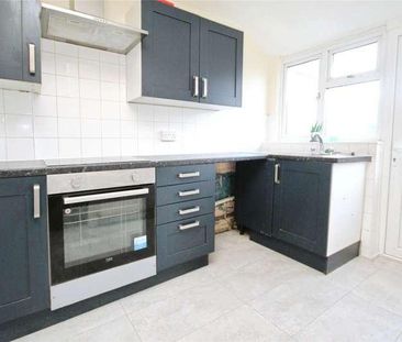 Beam Avenue, Dagenham, RM10 - Photo 5