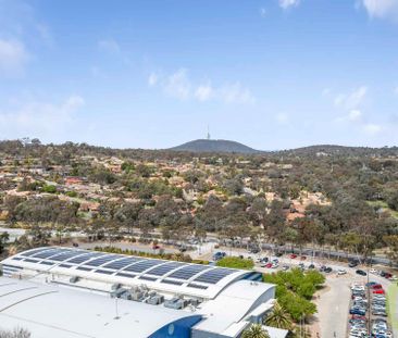 Modern 2-Bedroom Apartment with Lake Views – Prime Belconnen Location - Photo 4