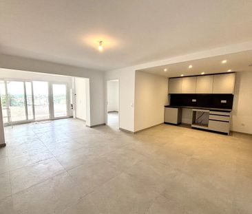 Location Appartement 4 pièces 85m² ST ANDRE DE LA ROCHE 06730 - Photo 1