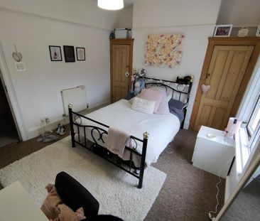 5 bedroom terraced house to rent - Photo 3