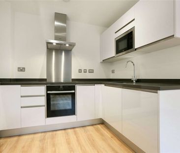 Exceptional One-Bedroom Apartment | Number 1 Bristol | Residents' G... - Photo 5