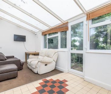 4 bedroom house share to rent - Photo 1