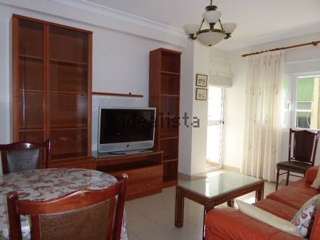 Alquiler de piso en Magistrado Salvador Barbera, 3 - Photo 2