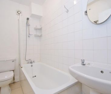 Studio to rent - Photo 6