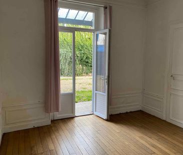 Location Appartement 4 pièces 97m² - Photo 3