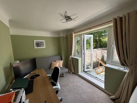3 bedroom semi-detached house to rent - Photo 4