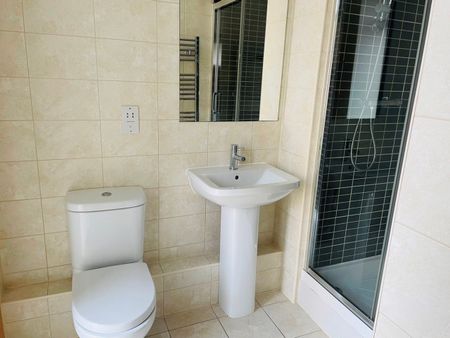 2 Bed Flat, Mann Island, L3 - Photo 2