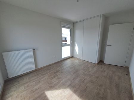 Location Appartement 3 pièces 62m² VILLENEUVE TOLOSANE 31270 - Photo 3