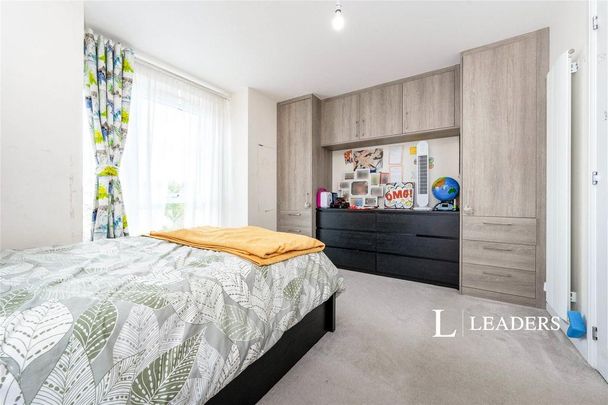 4 bedroom house to rent - Photo 1