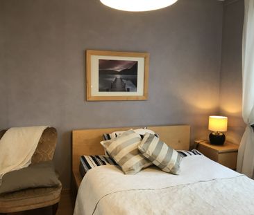 Gränsholmsbacken, Skärholmen - Photo 1