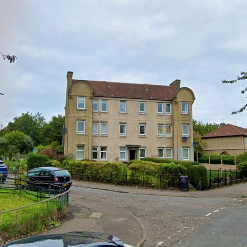 2 bedroom ground floor flat to rent - Photo 1