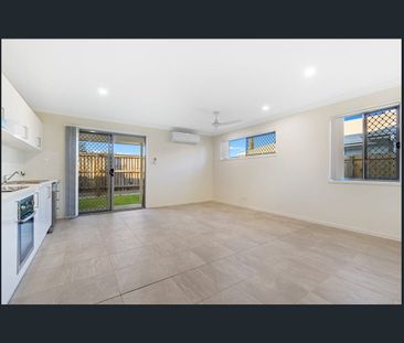 33 A Paddington Street, Bellmere, Qld 4510 - Photo 5