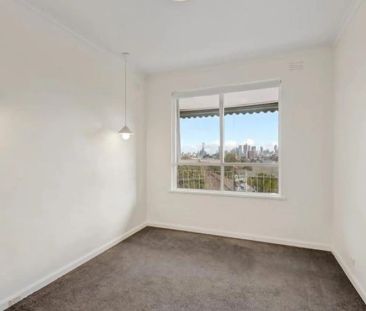 Unit 15/2 Brook Street, Hawthorn. - Photo 6