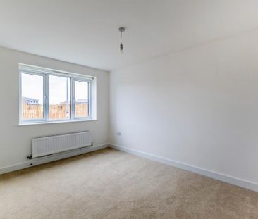 3 bedroom end of terrace house to rent - Photo 6